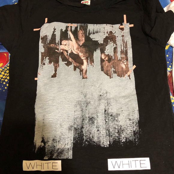 2 Off-White t shirts size medium - Picture 1 of 4